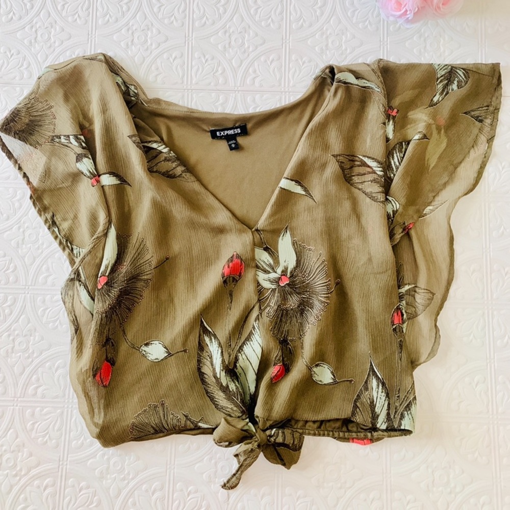 Express Floral Crop Top with bow tie waist